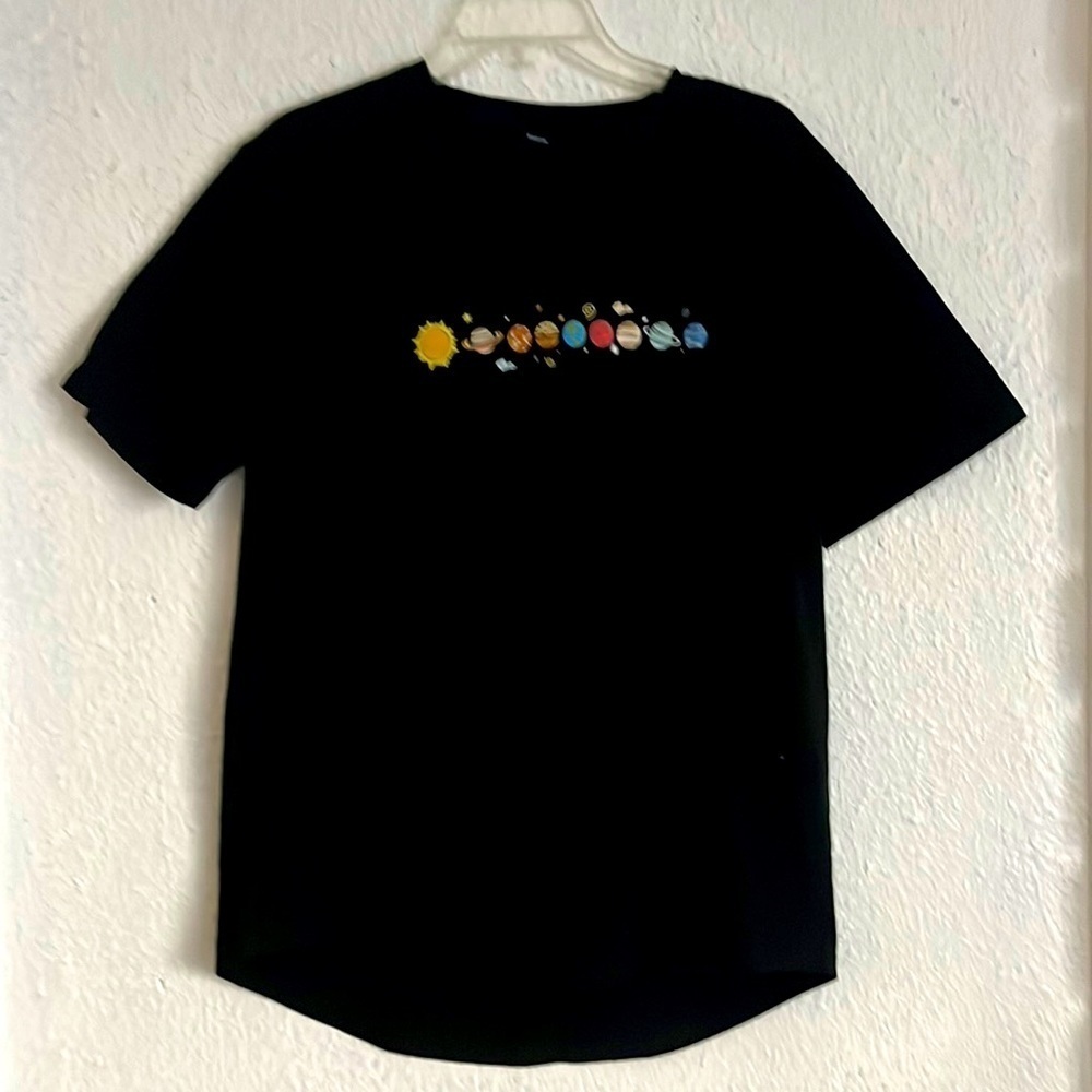 Shein black solar system, T-shirt, size large